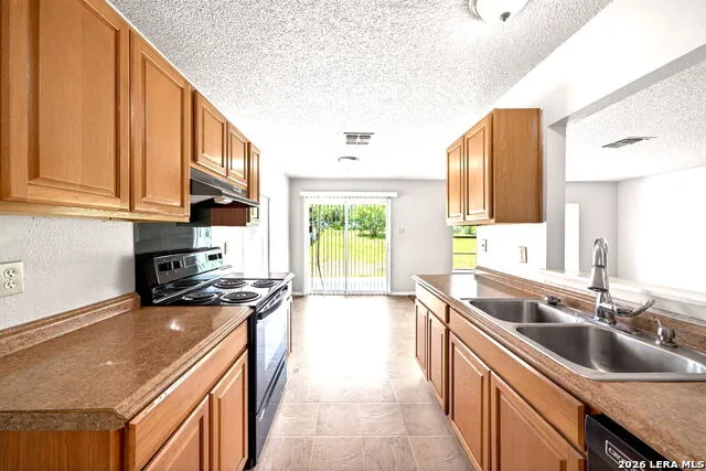 5726 TIMBER BND San Antonio, TX 78238
