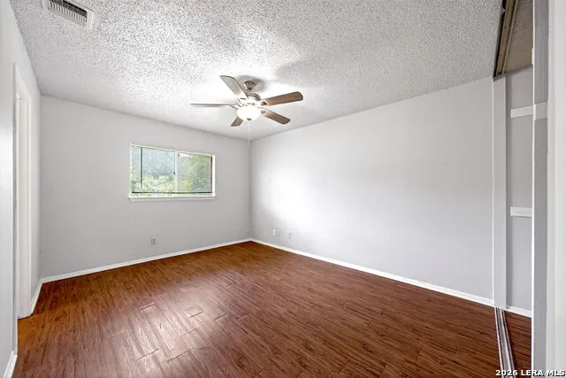 5726 TIMBER BND San Antonio, TX 78238