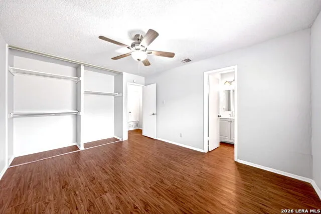 5726 TIMBER BND San Antonio, TX 78238
