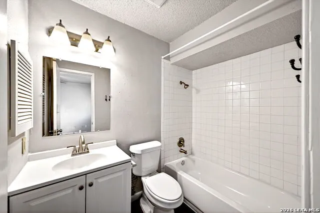 5726 TIMBER BND San Antonio, TX 78238
