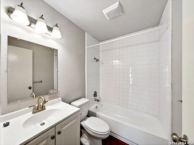 5726 TIMBER BND San Antonio, TX 78238