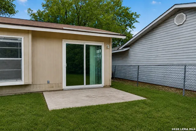 5726 TIMBER BND San Antonio, TX 78238