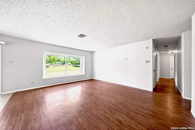 5726 TIMBER BND San Antonio, TX 78238