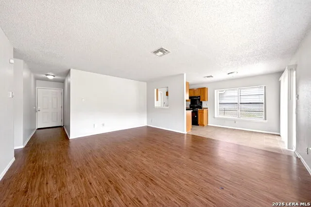 5726 TIMBER BND San Antonio, TX 78238