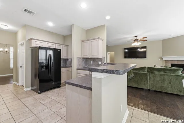 209 Summit View Cibolo, TX 78108