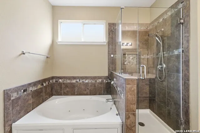 209 Summit View Cibolo, TX 78108
