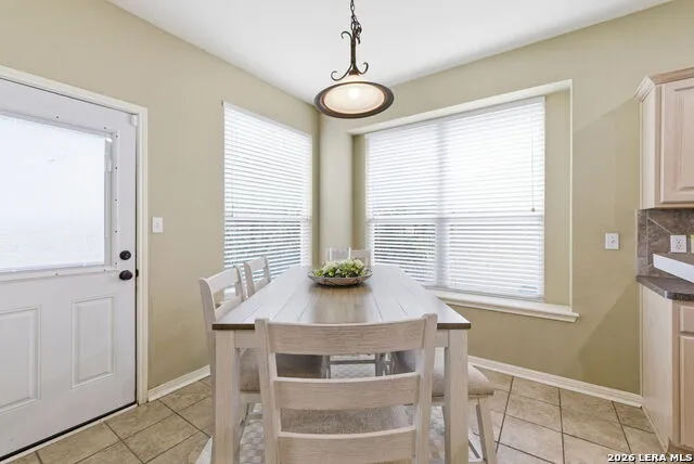 209 Summit View Cibolo, TX 78108