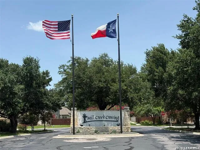 2985 Prairie Blf Seguin, TX 78155