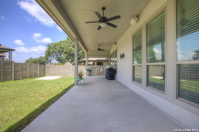 415 Bridle Trail New Braunfels, TX 78132