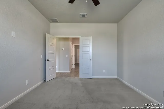 1945 EDELWEISS New Braunfels, TX 78130