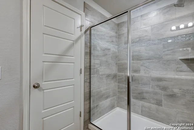 1945 EDELWEISS New Braunfels, TX 78130