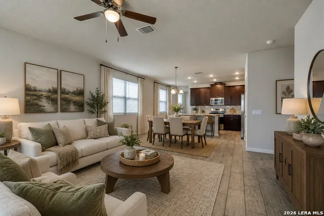 1945 EDELWEISS New Braunfels, TX 78130