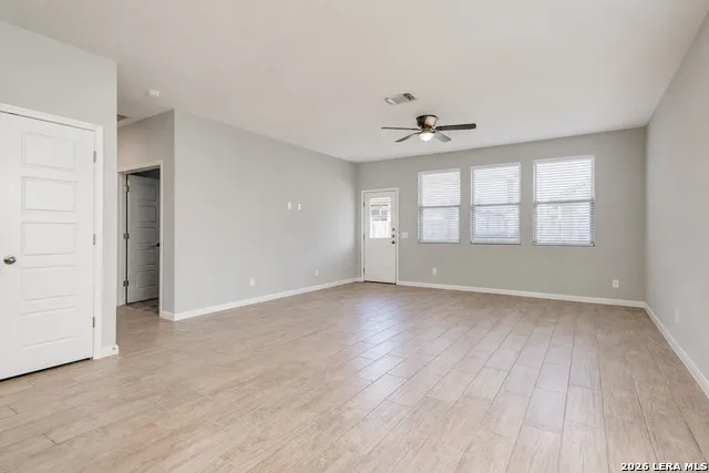 1945 EDELWEISS New Braunfels, TX 78130