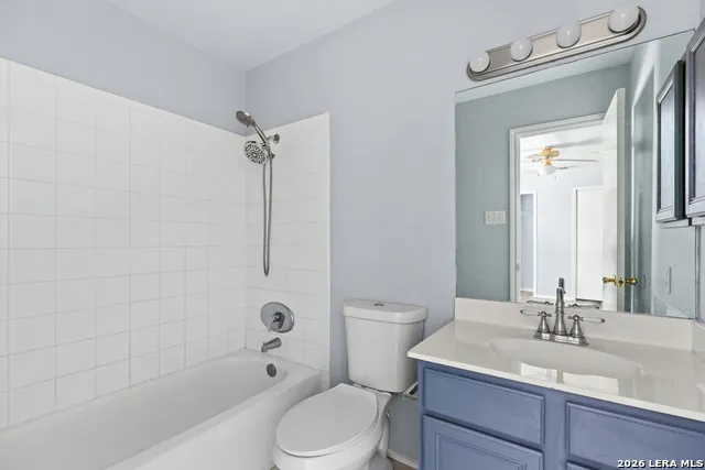 6030 Bantry Bay San Antonio, TX 78240