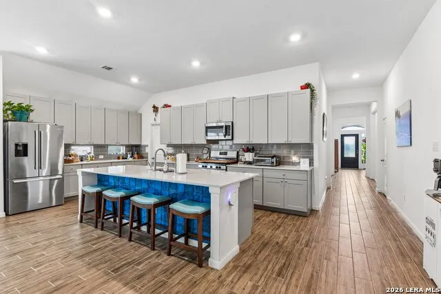8942 Rancher Pl Seguin, TX 78155