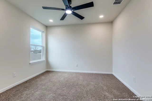 4111 Hidden Hollow Isle Von Ormy, TX 78073