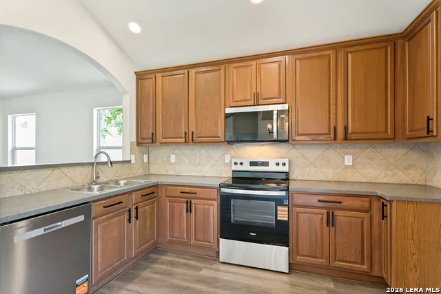 8819 MISSION BRK San Antonio, TX 78223