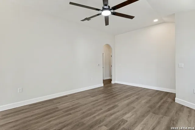 8819 MISSION BRK San Antonio, TX 78223