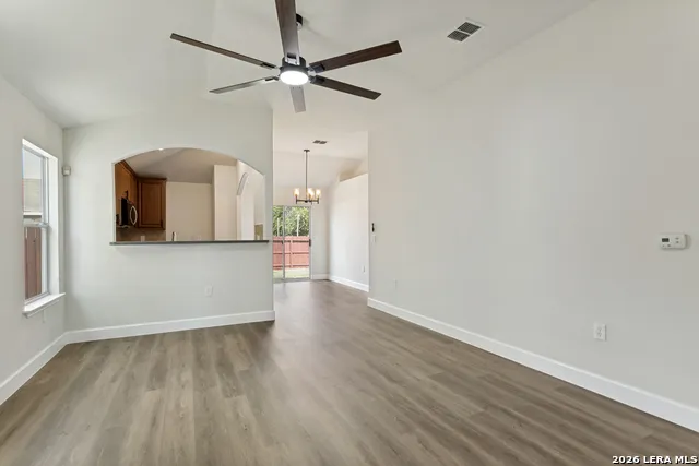 8819 MISSION BRK San Antonio, TX 78223