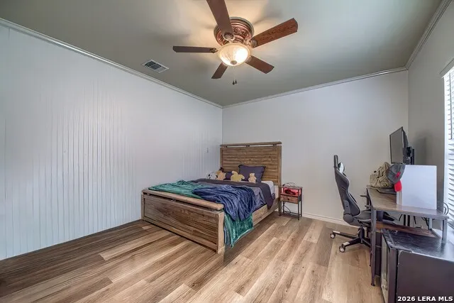 127 Hillcrest Dr La Vernia, TX 78121