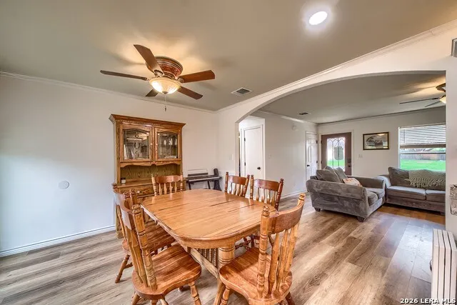 127 Hillcrest Dr La Vernia, TX 78121
