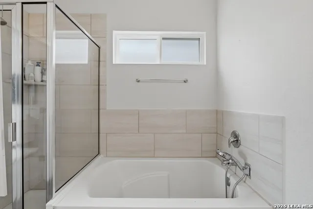 331 RED ROCK CYN San Antonio, TX 78258