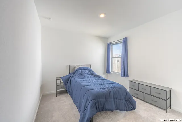3633 Wentz Hill Dr Marion, TX 78124