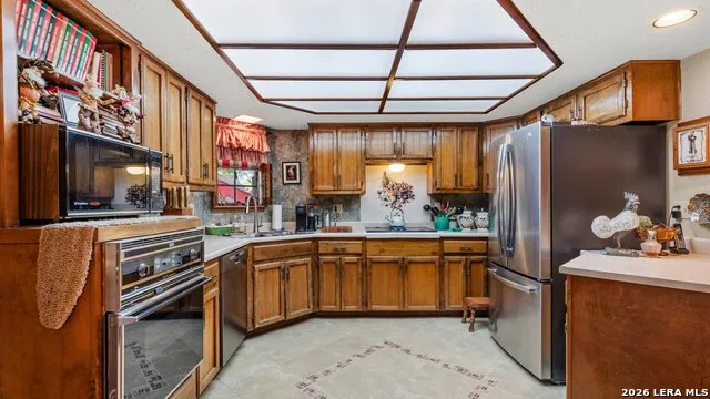 1508 Greenwood Schertz, TX 78154