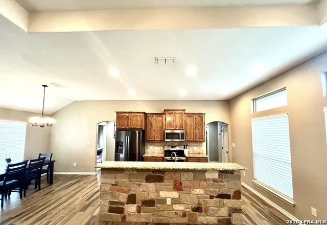 1729 Vista View Dr Pleasanton, TX 78064