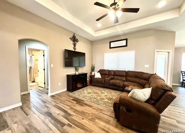 1729 Vista View Dr Pleasanton, TX 78064