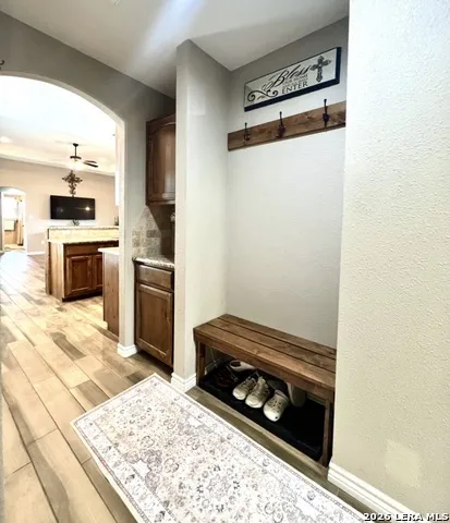 1729 Vista View Dr Pleasanton, TX 78064