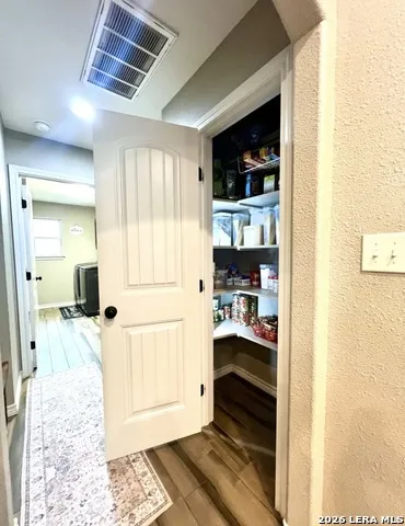 1729 Vista View Dr Pleasanton, TX 78064