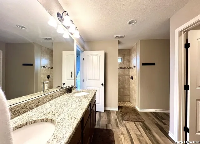 1729 Vista View Dr Pleasanton, TX 78064