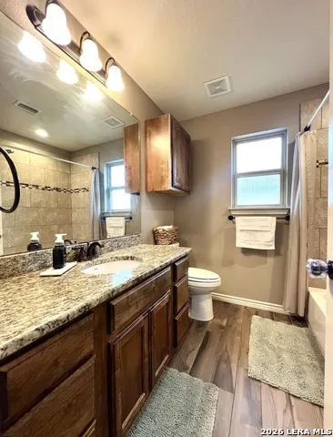 1729 Vista View Dr Pleasanton, TX 78064