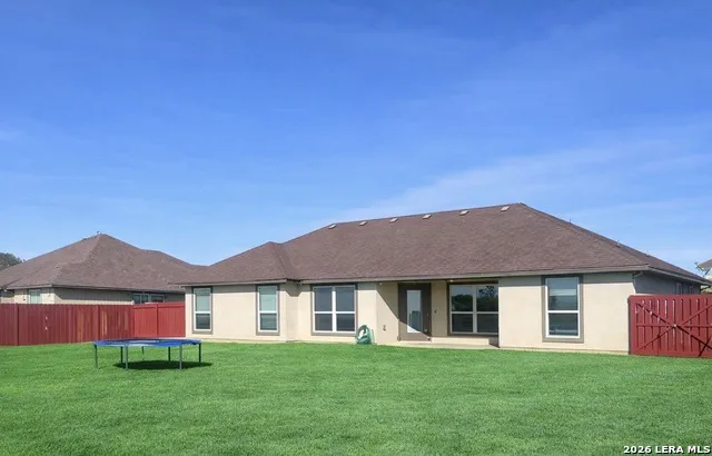1729 Vista View Dr Pleasanton, TX 78064