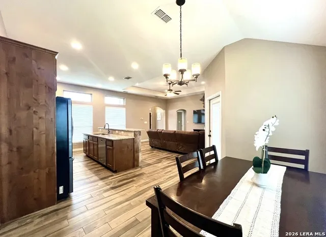 1729 Vista View Dr Pleasanton, TX 78064