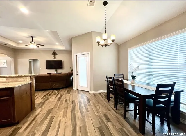 1729 Vista View Dr Pleasanton, TX 78064