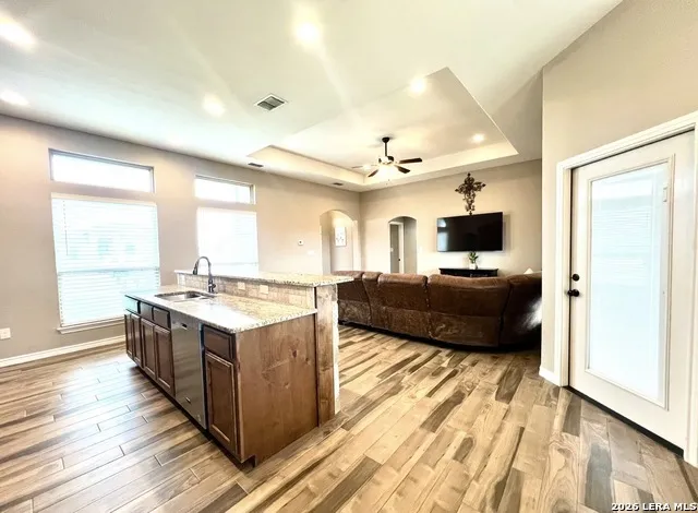 1729 Vista View Dr Pleasanton, TX 78064