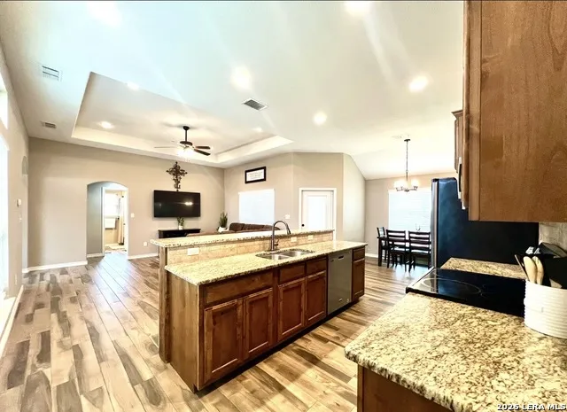 1729 Vista View Dr Pleasanton, TX 78064