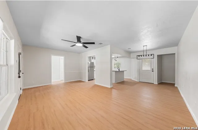 454 STOREYWOOD DR San Antonio, TX 78213