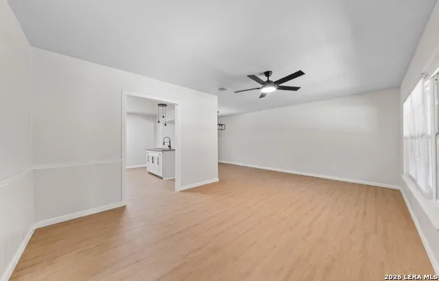 454 STOREYWOOD DR San Antonio, TX 78213