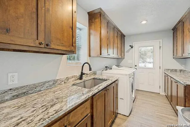 200 Oak Hollow Drive La Vernia, TX 78121
