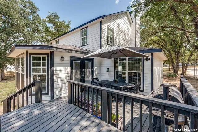 200 Oak Hollow Drive La Vernia, TX 78121