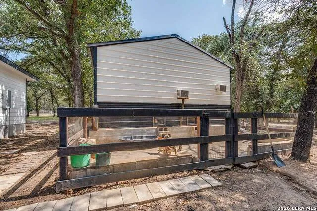 200 Oak Hollow Drive La Vernia, TX 78121