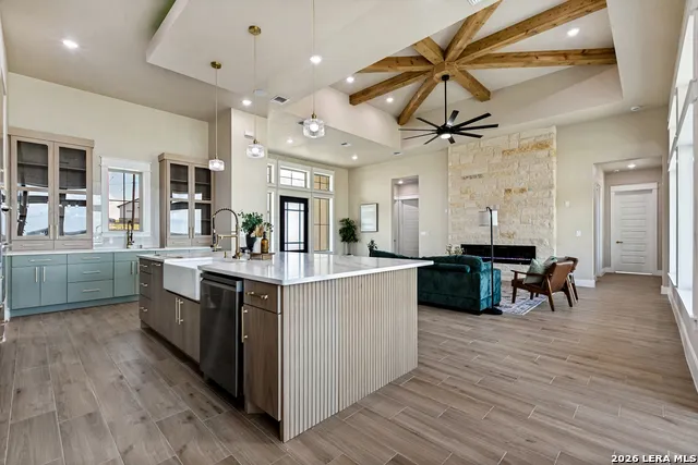 125 Dragonfly Dr La Vernia, TX 78121