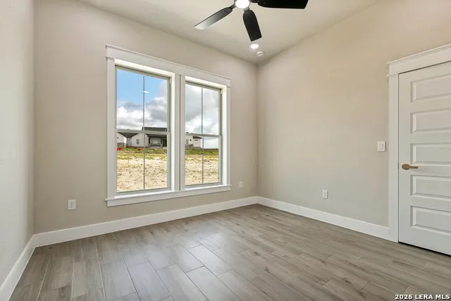 125 Dragonfly Dr La Vernia, TX 78121
