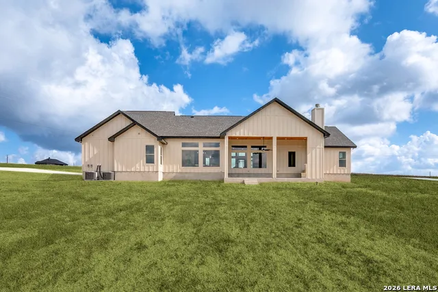 125 Dragonfly Dr La Vernia, TX 78121