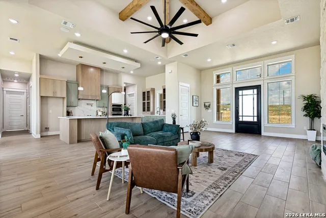 125 Dragonfly Dr La Vernia, TX 78121
