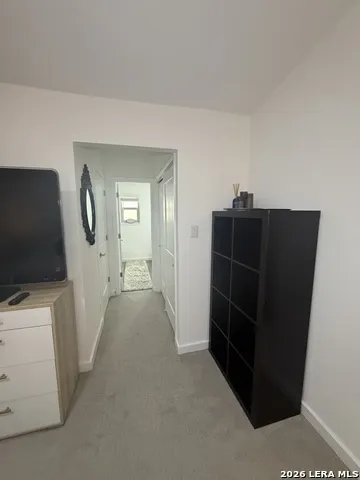 2718 Old Field Dr #302 San Antonio, TX 78247