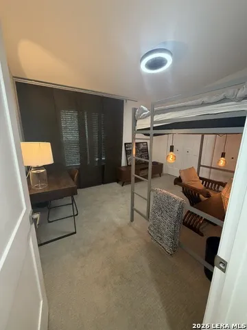 2718 Old Field Dr #302 San Antonio, TX 78247